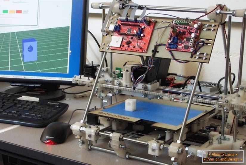 Prototip 3D tiskalnik za tiskanje hrane