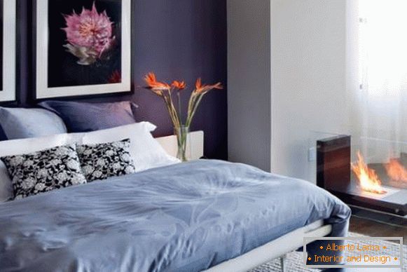 Notranjost spalnice v vijoličastih tonih - fotografije vijoličnih sten