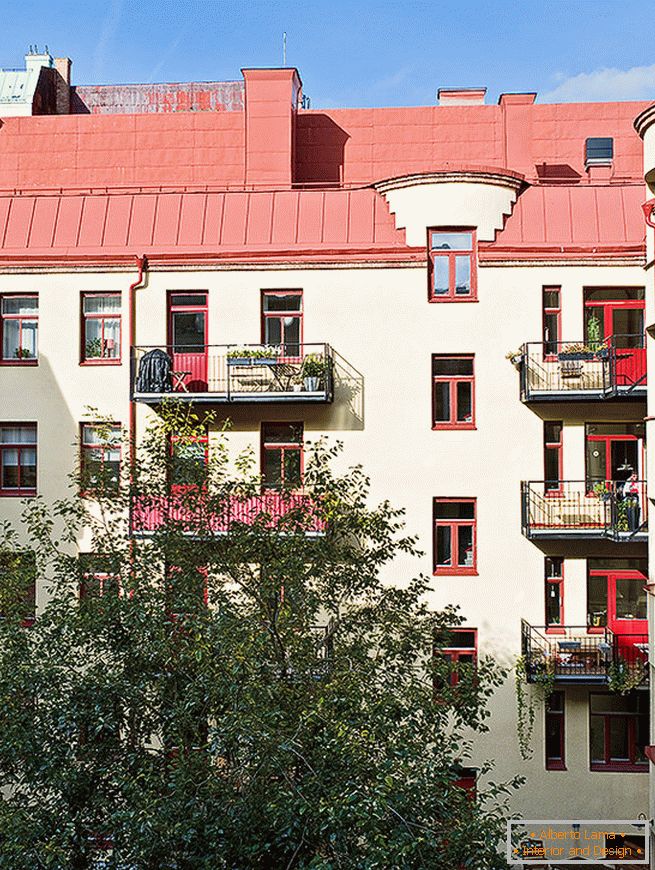Fasada hiše, v kateri se nahajajo apartmaji