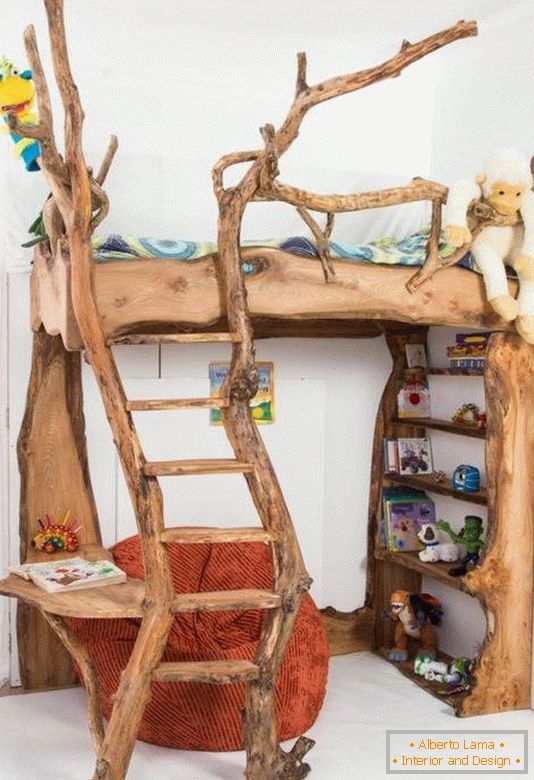 Domače pohištvo za otroke iz lesa