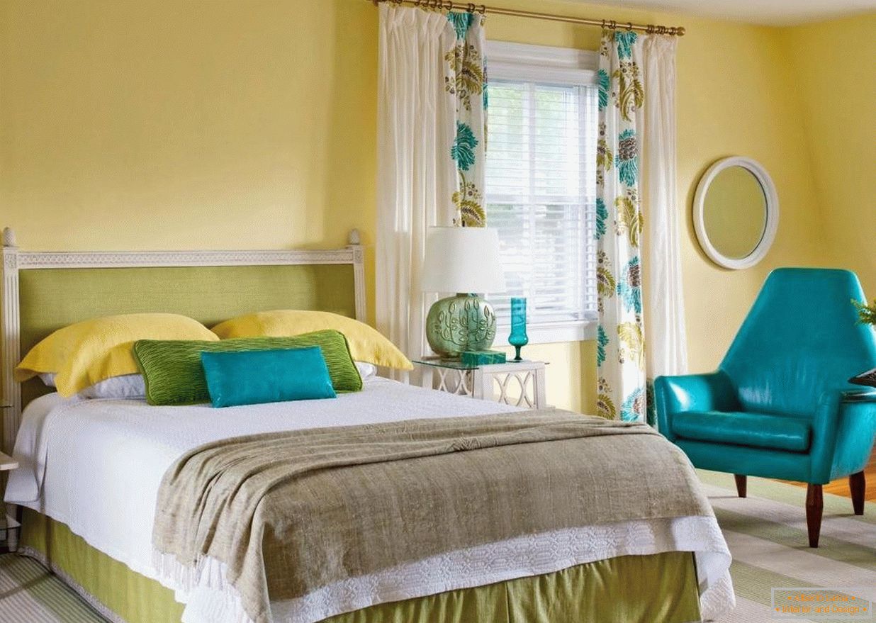 Kombinacija barv v notranjosti spalnice