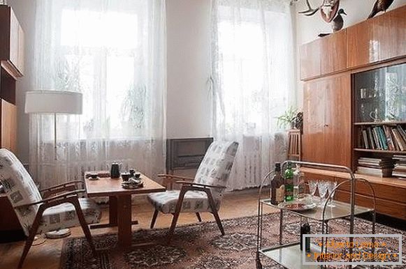 Дизайн и мебель в стиле minimalizemа Советского Союза