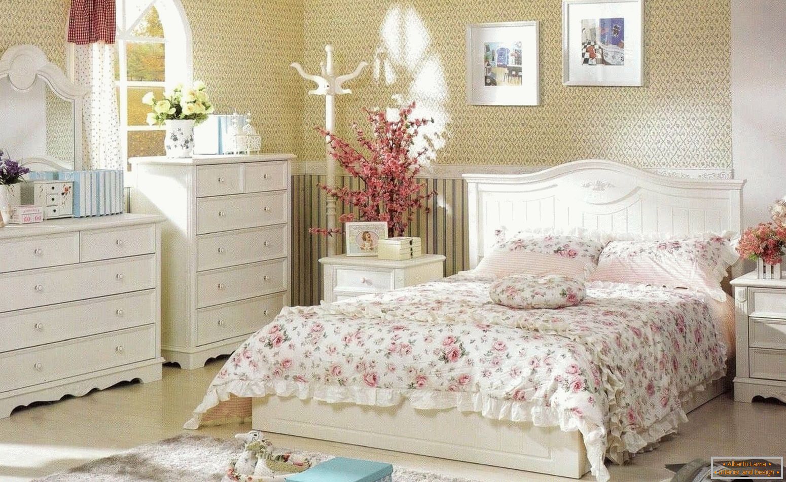 Rumeno-roza spalnica