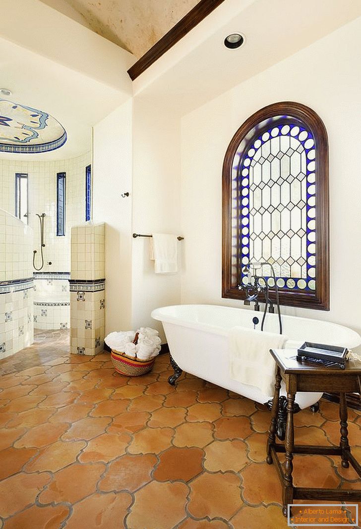 soli-ploščice-v-kopalnici-prinaša toplino do moderne-mediteranske nastavitve