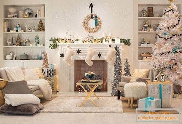 Bela božična drevesa in lep dekor