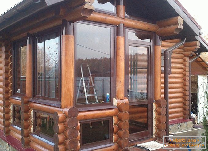 Kako pravilno pritrditi verando v leseno hišo