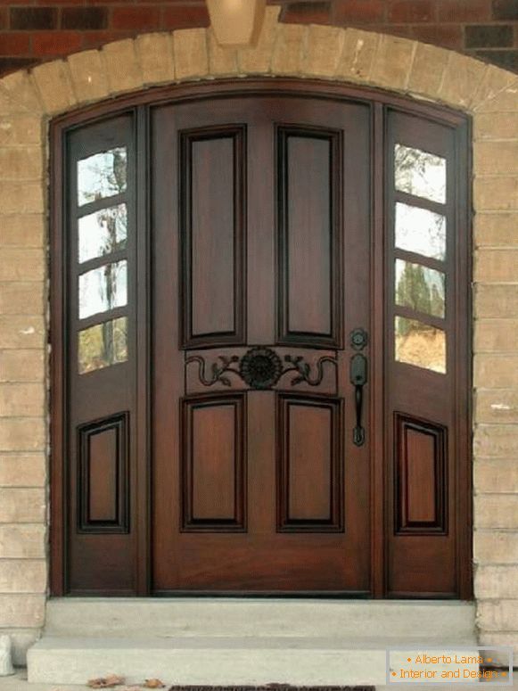 lesena vhodna vrata iz masivnega lesa, fotografija 2