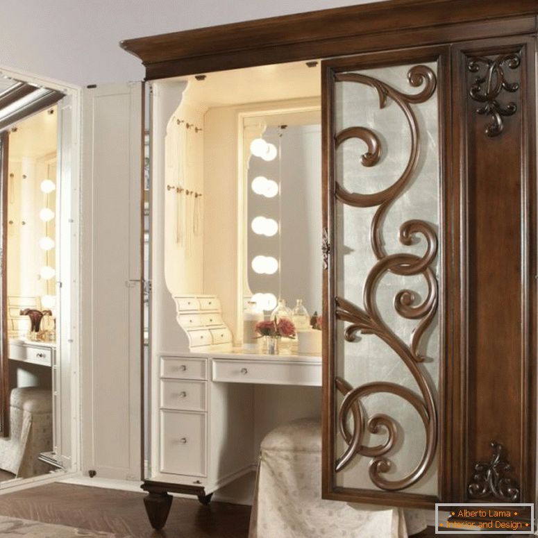 Ogledalo v spalnici - primeri fotografij namestitve v