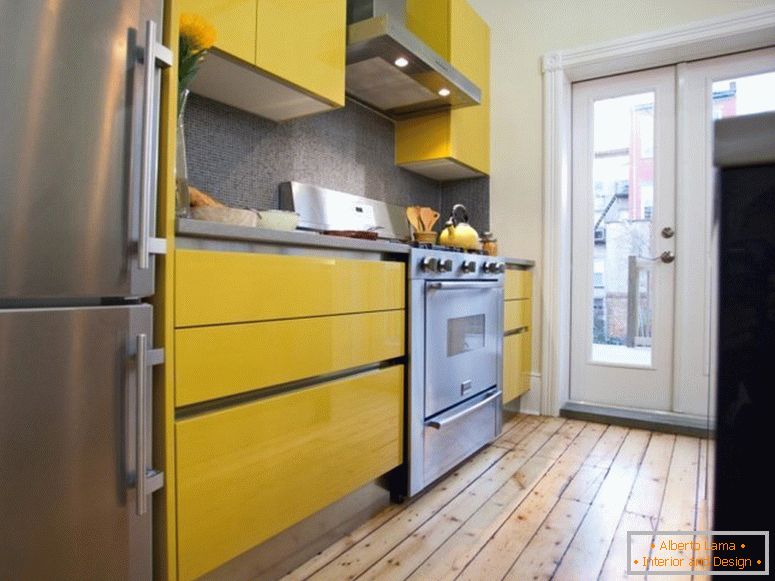 Uporaba rumene barve v notranjosti kuhinje